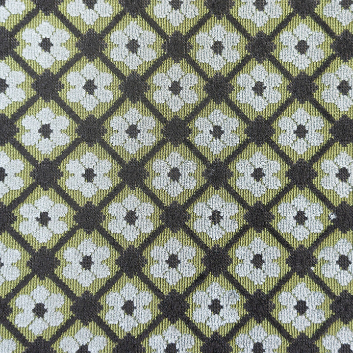 Fruela Verde by Gaston Y Daniela Fabric Gaston Y Daniela Fabric Fruela VerdeFabric LORENZO CASTILLO V VISCOSE - 76%;POLYESTER - 24% India </p><p>Repeat: H: 6.8, V: 2.32 55.11 - Fabric Carolina -