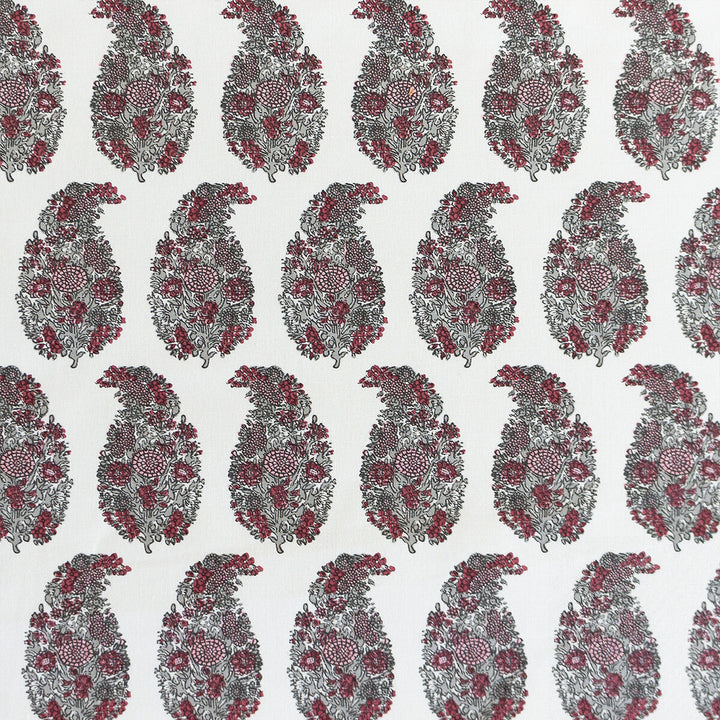 Tarsila Rosa/Berenjena by Gaston Y Daniela Fabric LORENZO CASTILLO V COTTON - 100% Spain HEAVY Horizontal: 2.44 and Vertical: 6.88 55.11 - Fabric Carolina -