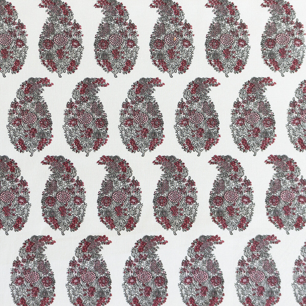 Tarsila Rosa/Berenjena by Gaston Y Daniela Fabric LORENZO CASTILLO V COTTON - 100% Spain HEAVY Horizontal: 2.44 and Vertical: 6.88 55.11 - Fabric Carolina -