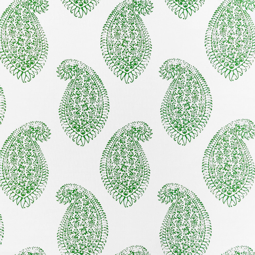 Berenguela Verde by Gaston Y Daniela Fabric Gaston Y Daniela Fabric Berenguela VerdeFabric LORENZO CASTILLO V COTTON - 100% Spain </p><p>Repeat: H: 17.72, V: 21.65 55.11 - Fabric Carolina -
