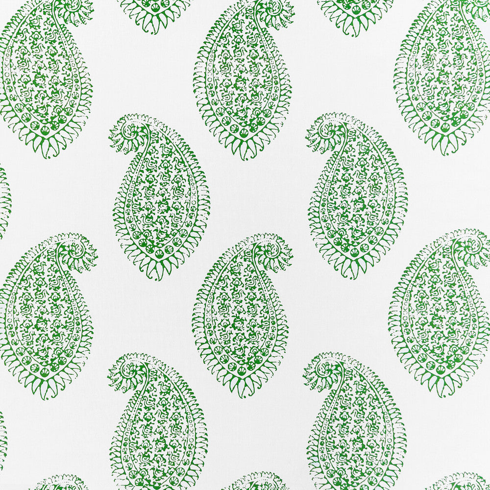 Berenguela Verde by Gaston Y Daniela Fabric LORENZO CASTILLO V COTTON - 100% Spain HEAVY Horizontal: 17.72 and Vertical: 21.65 55.11 - Fabric Carolina -