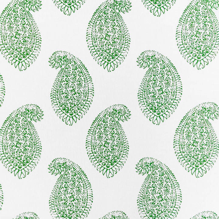 Berenguela Verde by Gaston Y Daniela Fabric LORENZO CASTILLO V COTTON - 100% Spain HEAVY Horizontal: 17.72 and Vertical: 21.65 55.11 - Fabric Carolina -