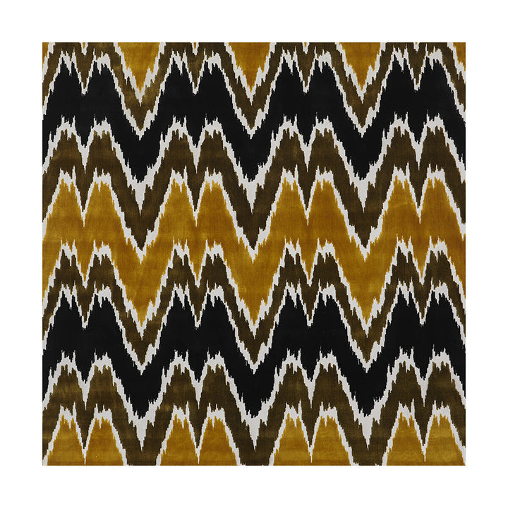 Alejandro Oro/Onyx by Gaston Y Daniela Fabric Gaston Y Daniela Fabric Alejandro Oro/OnyxFabric LORENZO CASTILLO III VISCOSE - 56%;POLYESTER - 44% Belgium </p><p>Repeat: H: 13.75, V: 28.25 55 - Fabric Carolina -