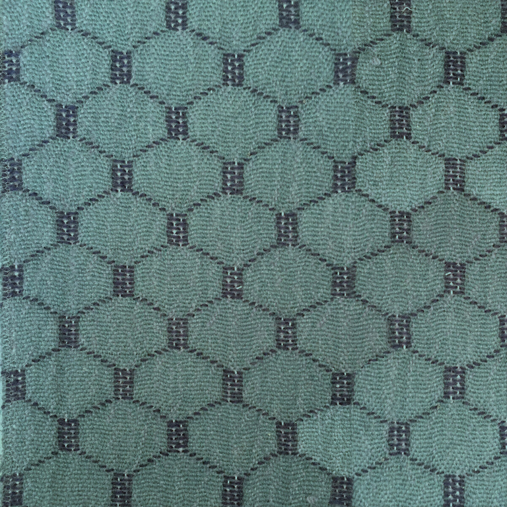 Gredos Oceano by Gaston Y Daniela Fabric LORENZO CASTILLO IV WOOL - 57%;COTTON - 43% France MEDIUM Horizontal: 1.38 and Vertical: 1.42 50 - Fabric Carolina -