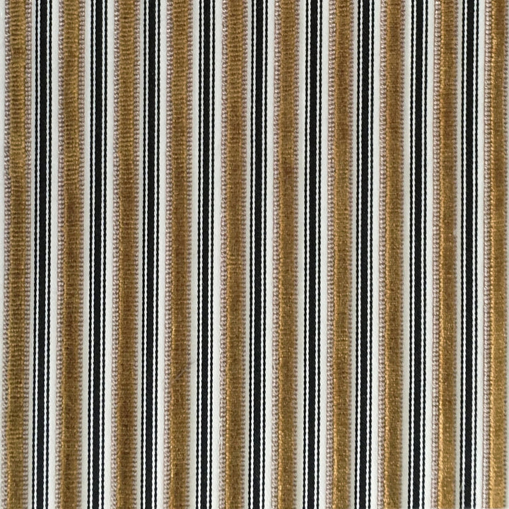 Eresma Camel by Gaston Y Daniela Fabric LORENZO CASTILLO IV VISCOSE - 58%;COTTON - 42% India HEAVY Horizontal: 0.67 and Vertical: 0 55 - Fabric Carolina -