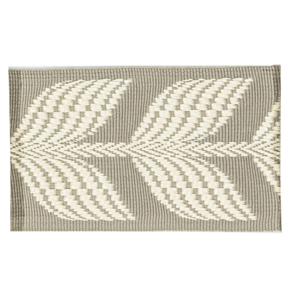 Lecanto 3 Burlap by Stout Trim Stout Trim Lecanto 3 BurlapTrim VISIONS OF COLOR TRIM 82%SVI 18%POL TURKEY </p><p>Repeat: H: 1.625, V: 0.000 2.25 in - Fabric Carolina -