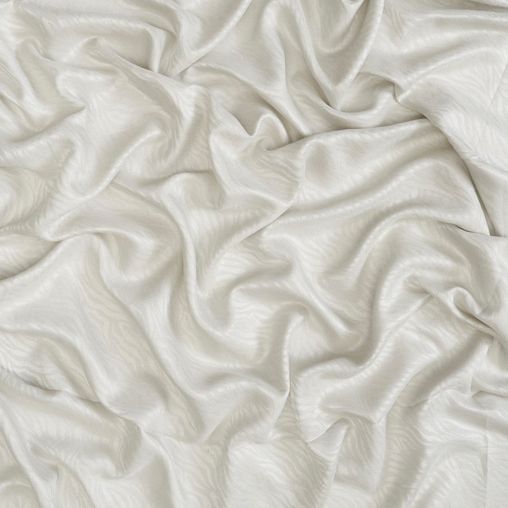 Living 94J9001 by JF Fabric CLOUD NINE 77% Polyester, 18% Viscose, 5% Linen India Horizontal: 6.875 and Vertical: 6.75 118 - Fabric Carolina -