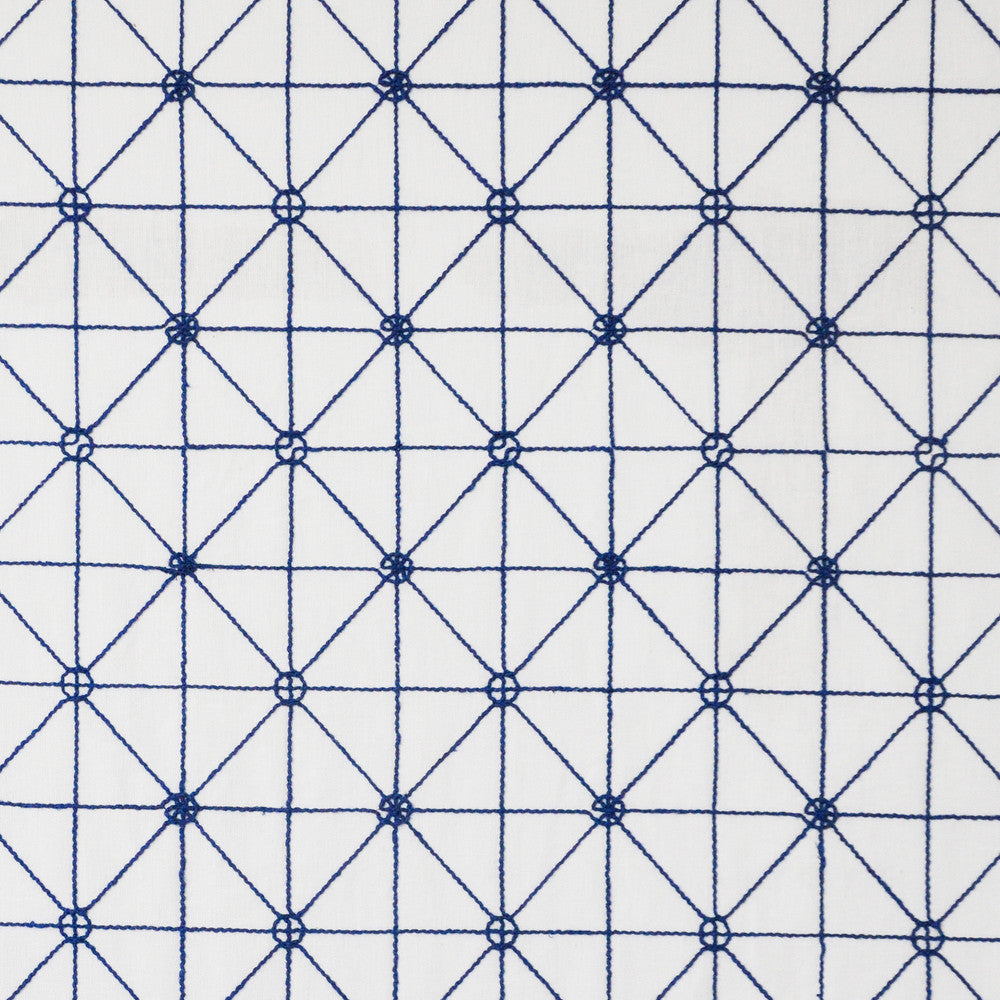 Love Lock # 226 Sailor by Maxwell Fabric COLOR THEORY-VOL.III BAY BREEZE 55% POLYESTER 36% COTTON
9% LINEN - INDIA </p><p>Repeat: Horizontal: H-4.5 and Vertical: V-3.75 54"EMB.51" - Fabric Carolina -