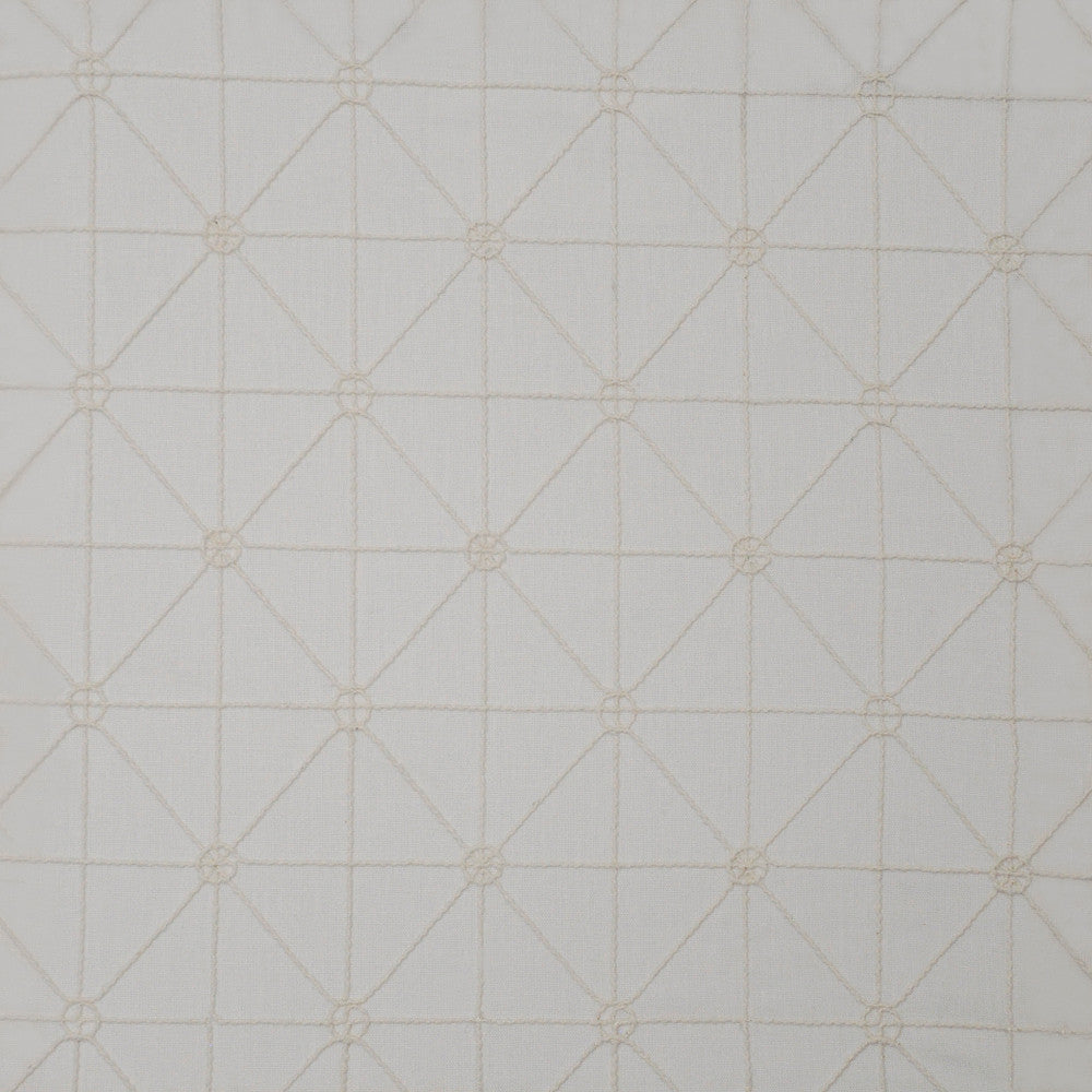 Love Lock # 449 Oyster by Maxwell Fabric COLOR THEORY-VOL.III LONDON FOG 55% POLYESTER/36% COTTON
9% LINEN - INDIA See sample </p><p>Repeat: Horizontal: 4.5" and Vertical: 3.75" 54"EMB.51" - Fabric Carolina -