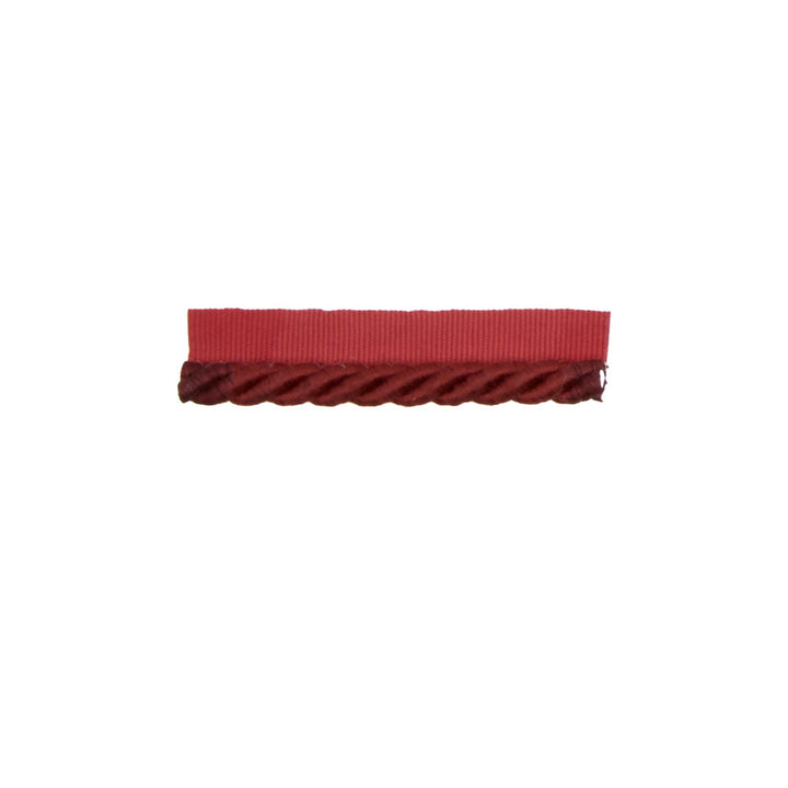 Hemingway 1 Holly by Stout Trim Stout Trim Hemingway 1 HollyTrim Art Of Design Braids/Gimp/Border 70%Svi 17%Cot 13%Nyl China </p><p>Repeat: H: 0, V: 0 1.37 in - Fabric Carolina -