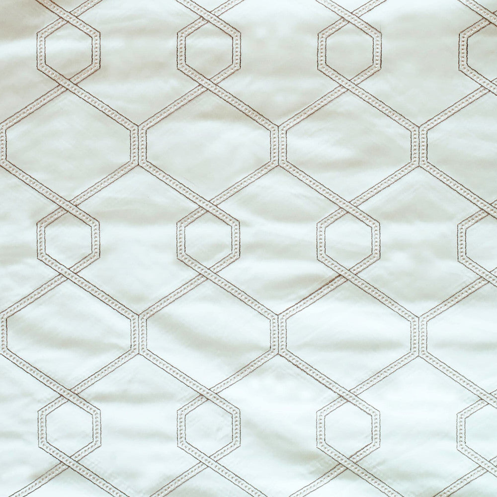 Loving 3 Seafoam by Marcus William Fabric KAI/MARCUS WILLIAM TANNER 60%COT 40%POL %PEMB INDIA </p><p>Repeat: 9.25 54.25 in - Fabric Carolina -