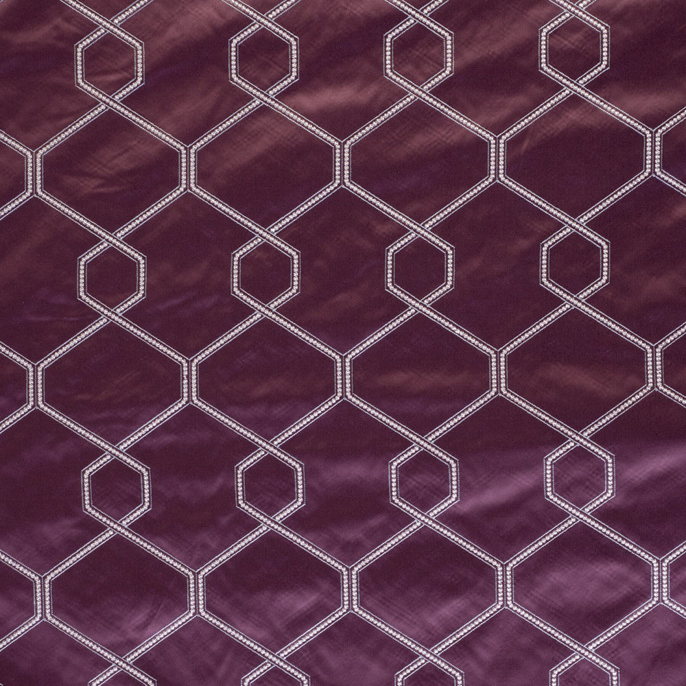 Loving 5 Beet by Marcus William Fabric KAI/MARCUS WILLIAM TANNER 60%COT 40%POL %PEMB INDIA </p><p>Repeat: 9.25 54.25 in - Fabric Carolina -
