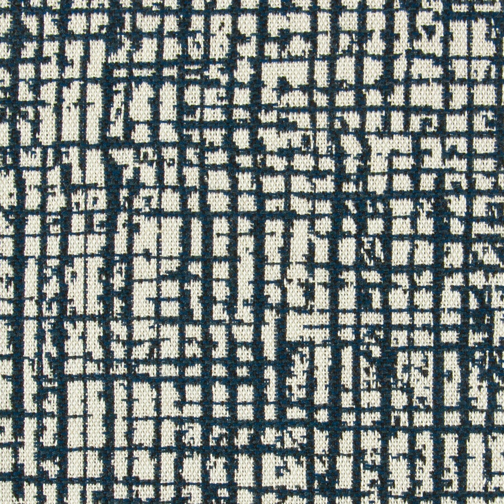 Lowell 1 Indigo by Sunbrella Fabric Shine On Performance 100% Sunbrella Acrylic USA PERFORMANCE RATED FABRIC WYZENBEEK 45 000 DOUBLE RUB WEAR TEST (HEAVY DUTY) LIGHTFASTNESS-AATCC TM 16 (1500 HOURS) CATB 117-2013 Horizontal: 14 and Vertical: 16 54 in - Fabric Carolina -