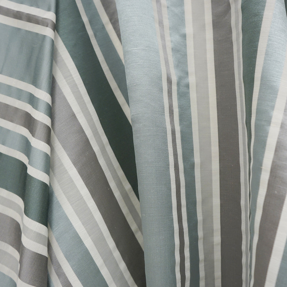 Lyra 96Sj101 by JF Fabric JF Studio 62% Linen, 23% Silk, 15% Polyester India Horizontal: 13.25 and Vertical: 55 - Fabric Carolina -