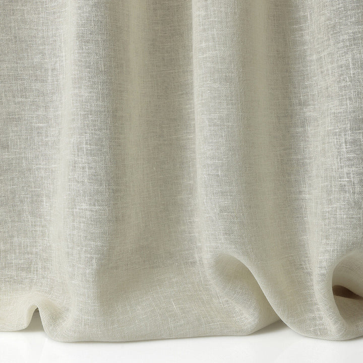 Lizzo Andros 16 by Kravet Design Fabric Kravet Design Fabric Lizzo Andros 16Fabric LIZZO POLYESTER - 55%;LINEN - 45% Spain </p><p>Repeat: H: 0, V: 0 128 - Fabric Carolina -
