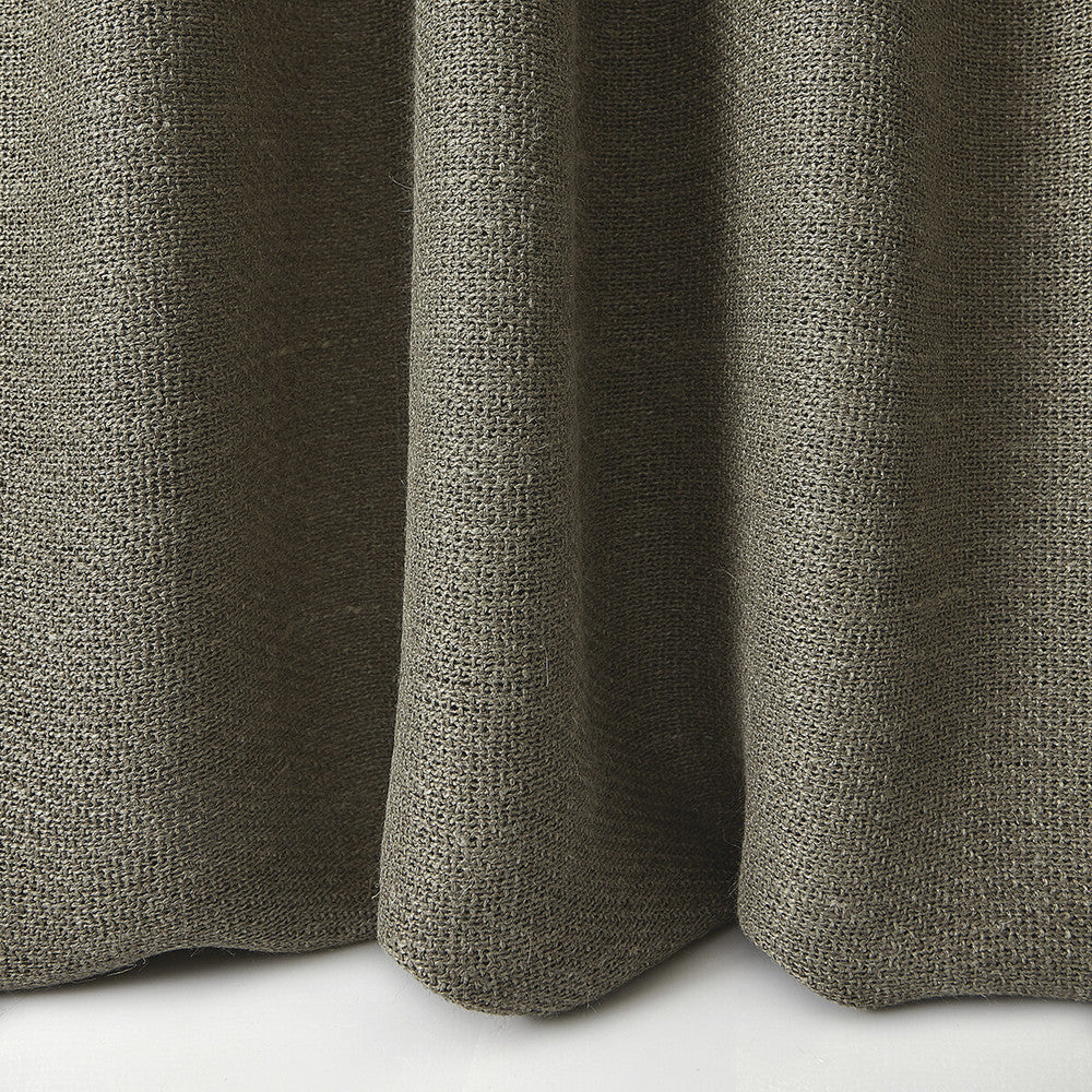 Brava 1 by Kravet Design Fabric Kravet Design Fabric Brava 1Fabric LIZZO VISCOSE - 73%;LINEN - 15%;POLYESTER - 12% Spain </p><p>Repeat: H: , V: 118 - Fabric Carolina -