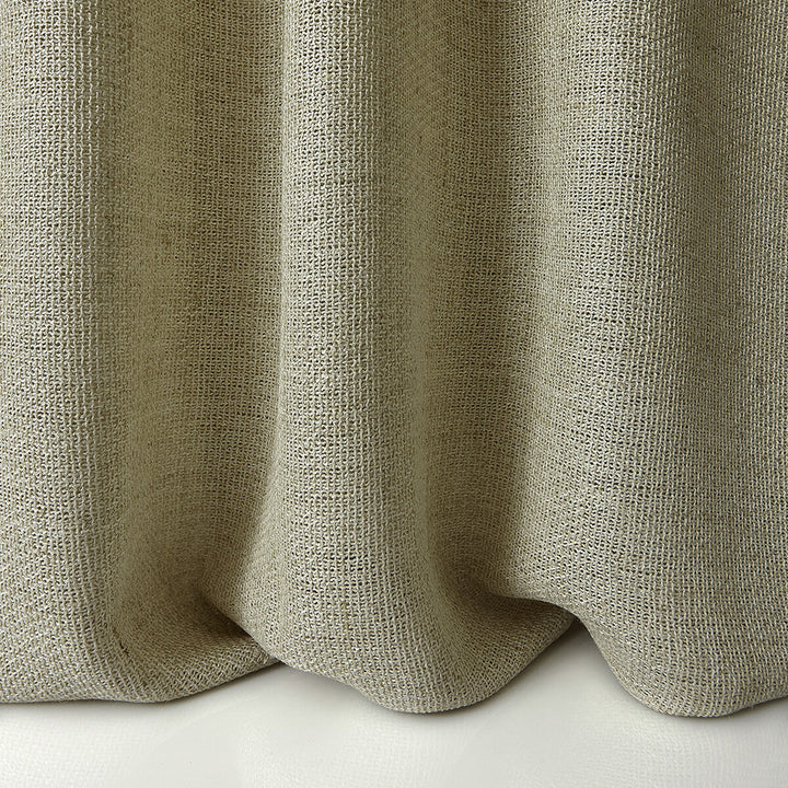Brava 6 by Kravet Design Fabric LIZZO VISCOSE - 73%;LINEN - 15%;POLYESTER - 12% Spain HEAVY Horizontal: - and Vertical: - 118 - Fabric Carolina -