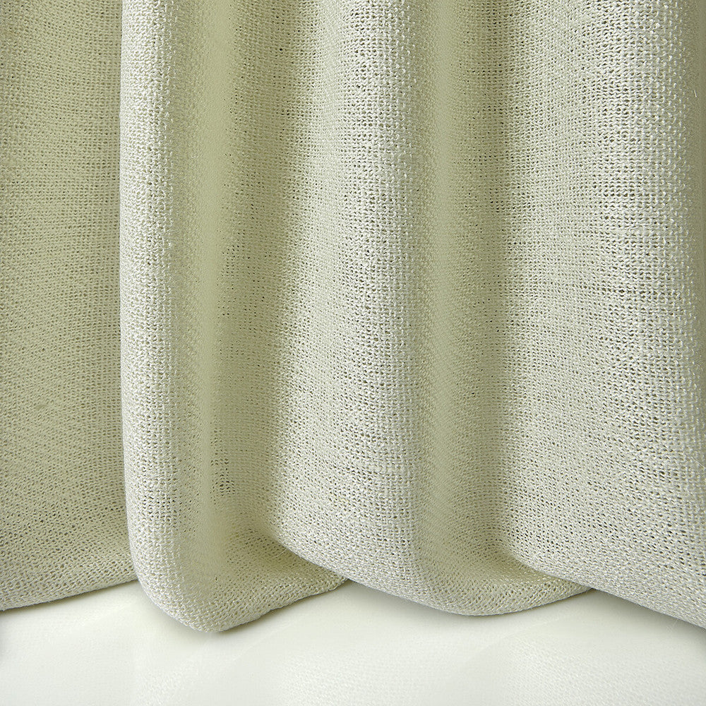 Brava 7 by Kravet Design Fabric LIZZO VISCOSE - 73%;LINEN - 15%;POLYESTER - 12% Spain HEAVY Horizontal: - and Vertical: - 118 - Fabric Carolina -