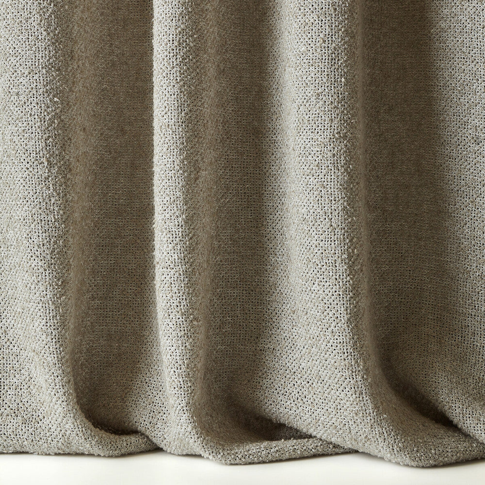Triton 16 by Kravet Design Fabric LIZZO LINEN - 96%;POLYAMIDE - 2%;POLYESTER - 2% Spain - Horizontal: - and Vertical: - 124 - Fabric Carolina -