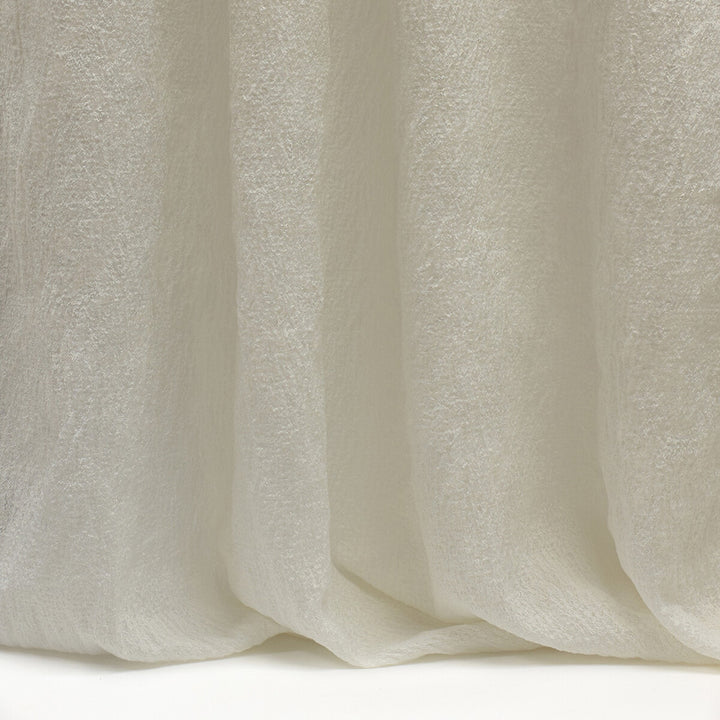 Surya 17 by Kravet Design Fabric Kravet Design Fabric Surya 17Fabric LIZZO POLYESTER - 97%;LINEN - 3% Spain </p><p>Repeat: H: , V: 122 - Fabric Carolina -