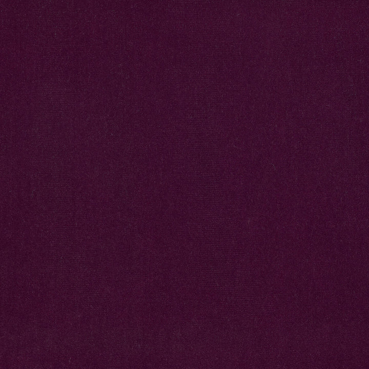 Guru 39 by Kravet Design Fabric Kravet Design Fabric Guru 39Fabric LIZZO TREVIRA CS POLYESTER - 100% Spain </p><p>Repeat: H: 0, V: 0 55 - Fabric Carolina -