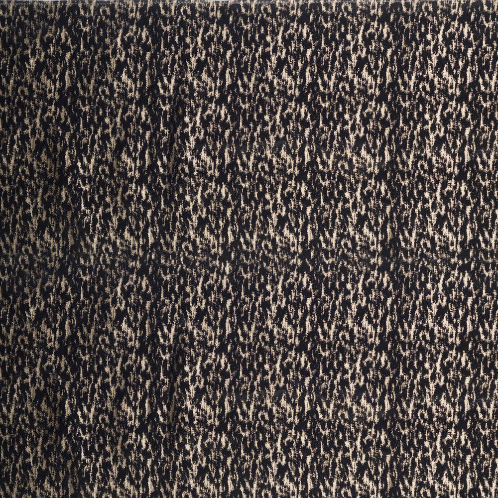 Macintosh 7 Lava by Marcus William Fabric KAI/MARCUS WILLIAM LAZULI 100%POL INDIA Horizontal: 9.25 and Vertical: 4.5 54.38 in - Fabric Carolina -