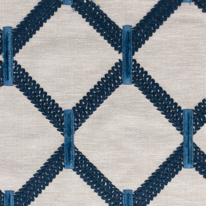 Maxwell 2 Ocean by Stout Fabric Stout Fabric Maxwell 2 OceanFabric RAINBOW LIBRARY DENIM/INDIGO 71%POL 29%COT %VEMB INDIA </p><p>Repeat: H: 6.375, V: 6.375 52 in - Fabric Carolina -