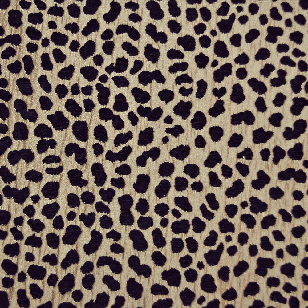 Mccloud 1 Onyx by Marcus William Fabric Marcus William Fabric Mccloud 1 OnyxFabric PS/MARCUS WILLIAM SERENGETI TURKEY </p><p>Repeat: H: 14.000, V: 9.500 54 in - Fabric Carolina -