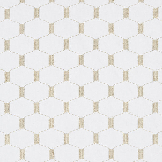 MINGLE 71J8201 by JF Fabric AMBROSIA 52% Cotton, 48% Polyester INDIA (see sample) Horizontal: 4.625 and Vertical: 4.250 54.00 - Fabric Carolina -