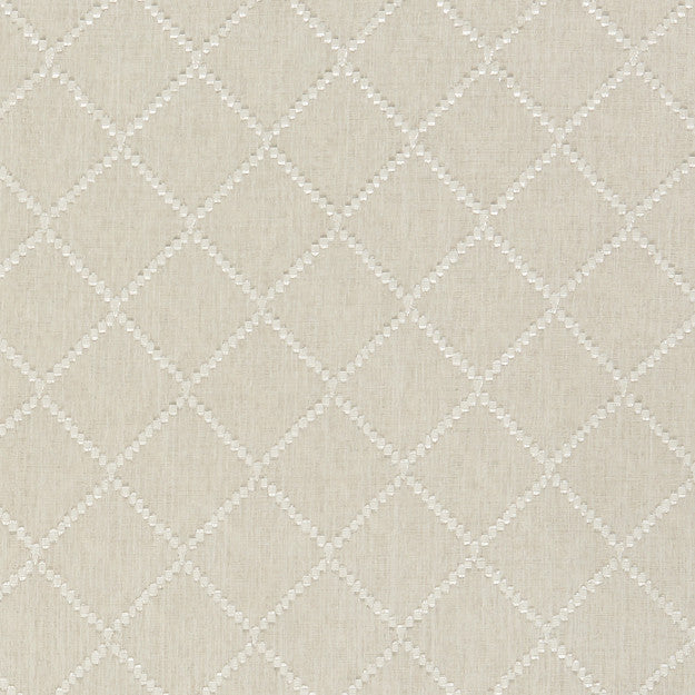 MULAN 94J8231 by JF Fabric WINNING WINDOWS CARRINGTON 100% Polyester TURKEY (see sample) Horizontal: 4.500 and Vertical: 4.000 118.00 - Fabric Carolina -