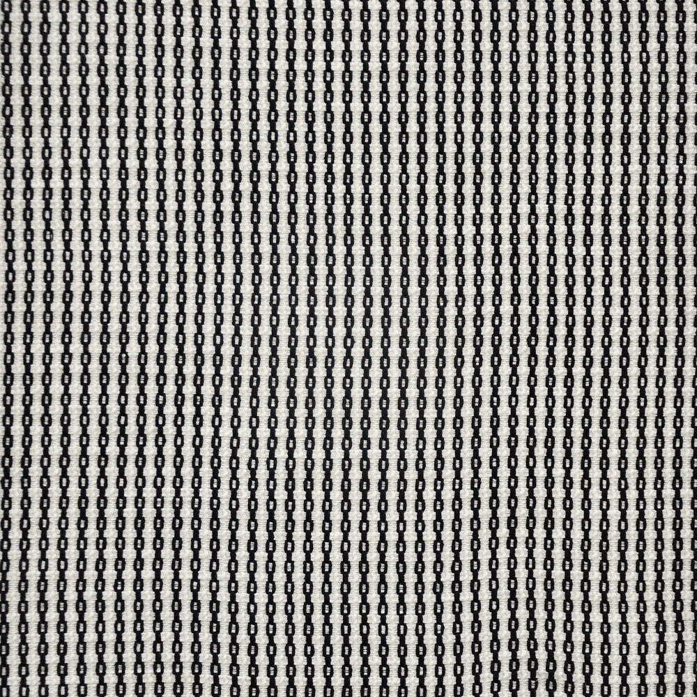 Making Tracks # 618 Penguin by Maxwell Fabric 58% POLYESTER/40% COTTON
2% FLAX USA See sample </p><p>Repeat: Horizontal: 0.4" and Vertical: & 54.75" - Fabric Carolina -