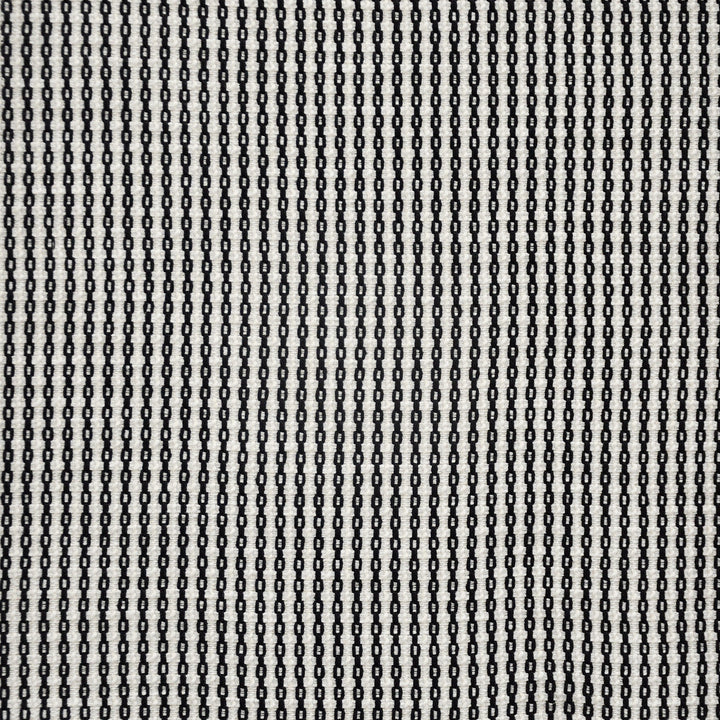 Making Tracks # 618 Penguin by Maxwell Fabric 58% POLYESTER 40% COTTON
2% FLAX USA </p><p>Repeat: Horizontal: and Vertical: V&H-0.4 54.75" - Fabric Carolina -