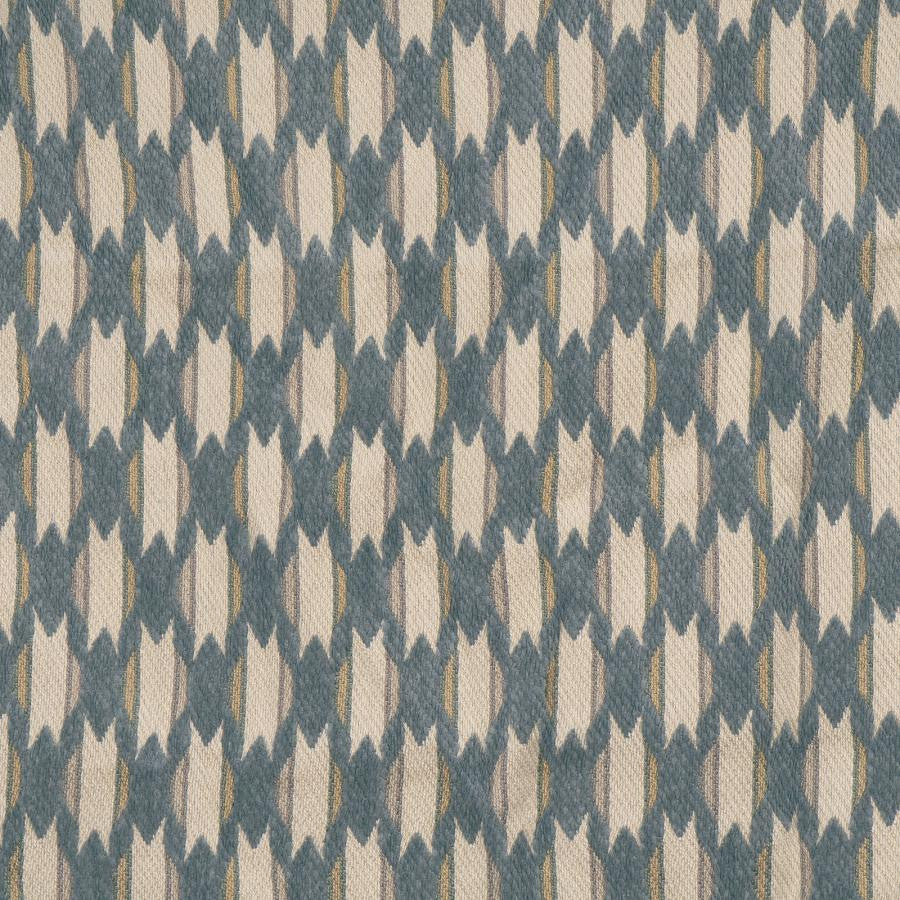 Norman # 924 Chambray by Maxwell Fabric Performance Wovens-Vol. Viii Lakeside 67% POLYESTER
33% RAYON USA V-2.8" H-3.2" 57" - Fabric Carolina -