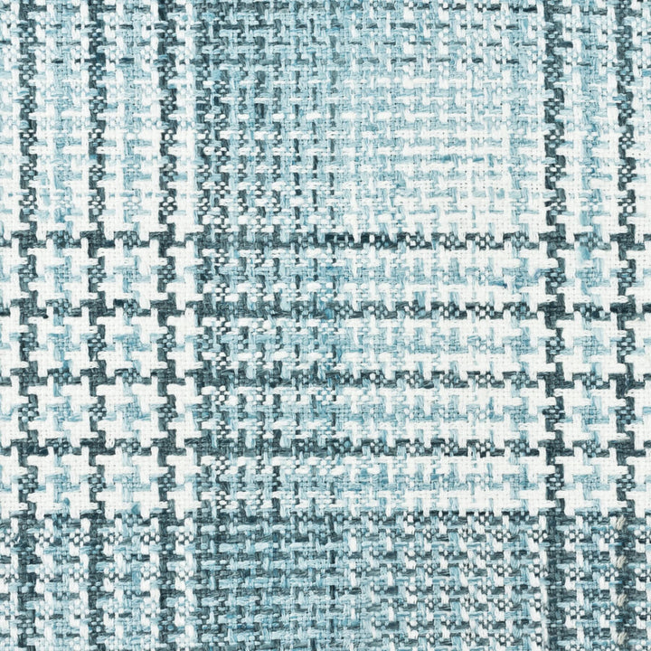 Nelson 1 Chambray by Stout Fabric COMFORTABLE LIVING BREEZE/INDIGO 100%POL INDIA FLAME RETARDANT-U.F.A.C. CLASS 1 CATB 117-2013 WYZENBEEK 51 000 DOUBLE RUB WEAR TEST (HEAVY DUTY) Horizontal: 6.75 and Vertical: 6.75 54 in - Fabric Carolina -