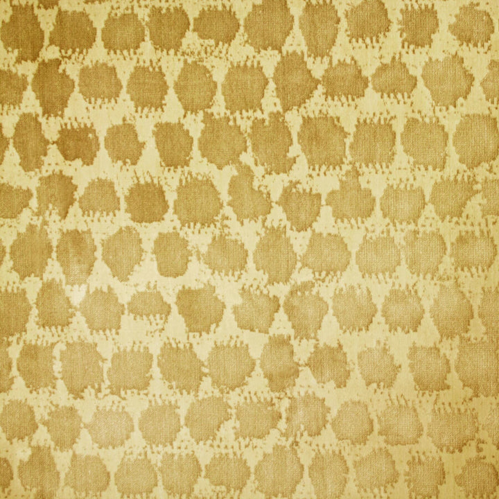 Nieman 1 Topaz by Marcus William Fabric Kai/Marcus William Farah 43% Cotton 33% Spun Viscose 24% Polyester INDIA MARTINDALE WEAR TEST (50 000 CIRCULAR RUBS) Horizontal: 13.75 and Vertical: 12.5 55 in - Fabric Carolina -