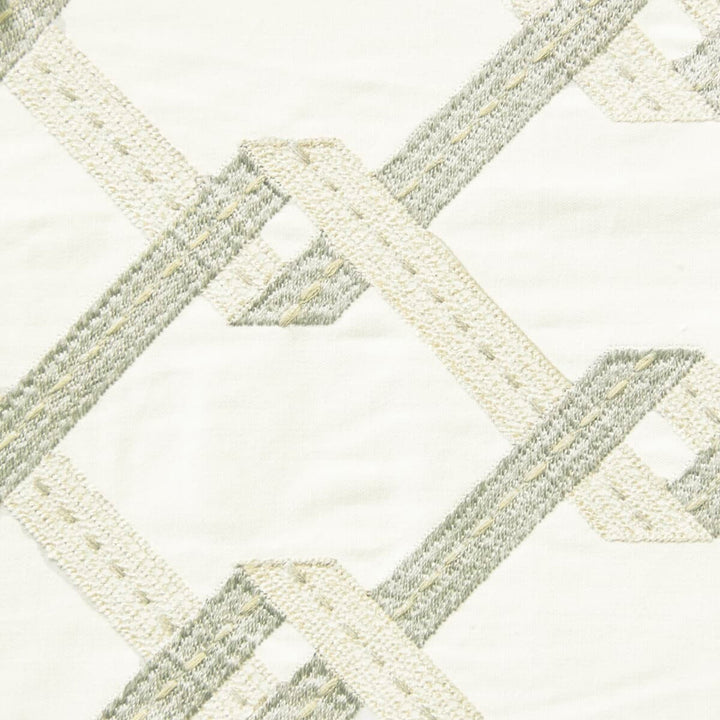 Nixon 2 Driftwood by Stout Fabric RAINBOW LIBRARY DRIFTWOOD/HEMP 100%COT %BEMB INDIA WYZENBEEK 18 000 DOUBLE RUB WEAR TEST (HEAVY DUTY) </p><p>Repeat: 7.625 52 in - Fabric Carolina -