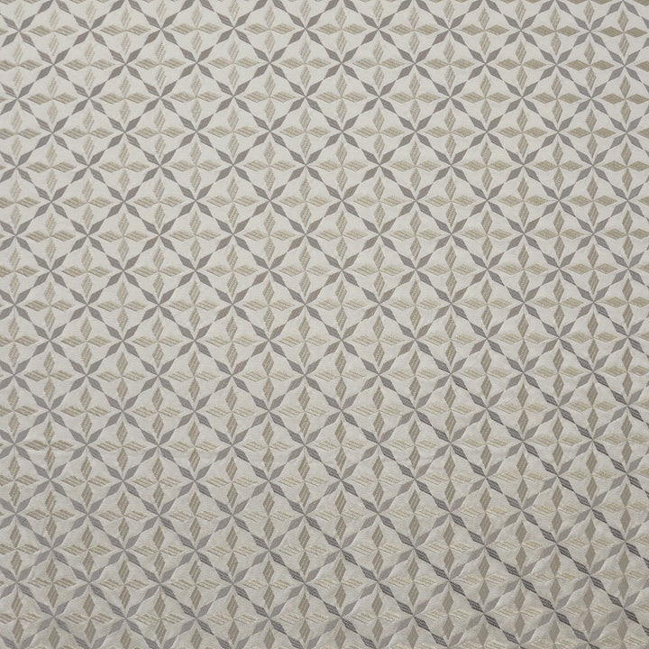 Origami # 181 Blizzard by Maxwell Fabric COLOR WAVES-NEUTRAL TERRITORY 59% COTTON/41% POLYESTER
None INDIA See sample </p><p>Repeat: Horizontal: 3.25" and Vertical: 3" 55"EMB.52" - Fabric Carolina -