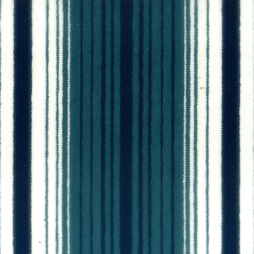 Okemos 1 Peacock by Stout Designer Fabric LIVING IS EASY CHAMBRAY/NAVY 100%UV USA FLAME RETARDANT-U.F.A.C. CLASS 1 CATB 117-2013 WYZENBEEK 51 000 DOUBLE RUB WEAR TEST (HEAVY DUTY) Horizontal: 0.125 and Vertical: 7.000 55.75 in - Swanky Fabrics -