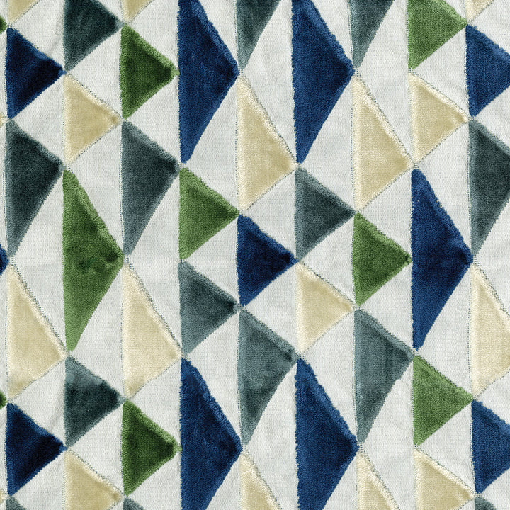 Salvo 32 Crystal by ABBEYSHEA Fabric 80% Viscose
20% Polyester CN 50,000 Double Rubs (Wyzenbeek) </p><p>Repeat: Horizontal: and Vertical: 57 in. (145 cm) - Fabric Carolina -