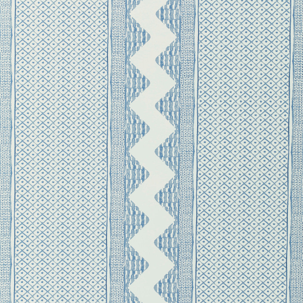 Whitaker Paper Sky/Delft by Lee Jofa Wallcovering AVONDALE WALLPAPER PAPER - 100% United States Horizontal: 27 and Vertical: 27 27 - Fabric Carolina -