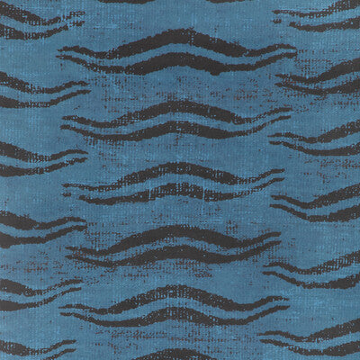 Lee Jofa Wallcovering P2023112.5.0 Wallcovering CELLULOSE - 60%;POLYESTER - 24%;MINERAL FILLERS - 12%;BINDER - 4% Italy </p><p>Repeat: H: , V: 27.5 21 - My Fabric Connection -