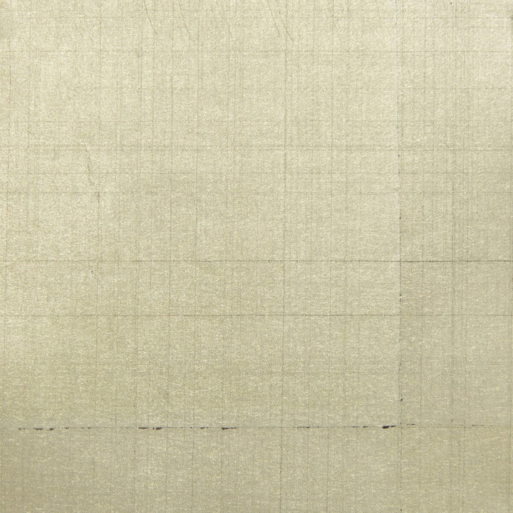 Izumi Silver by Brunschwig & Fils Wallcovering Brunschwig & Fils Wallcovering Izumi SilverWallcovering SILVER LEAF - 100% Japan </p><p>Repeat: H: , V: 36 - Fabric Carolina -