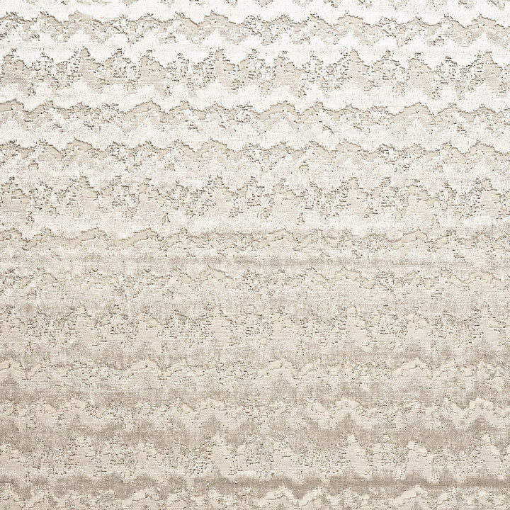 Padua 4 Pumice by Marcus William Fabric Marcus William Fabric Padua 4 PumiceFabric MARCUS WILLIAM URBAN SWING TURKEY </p><p>Repeat: H: 13.625, V: 12.500 55 in - Fabric Carolina -