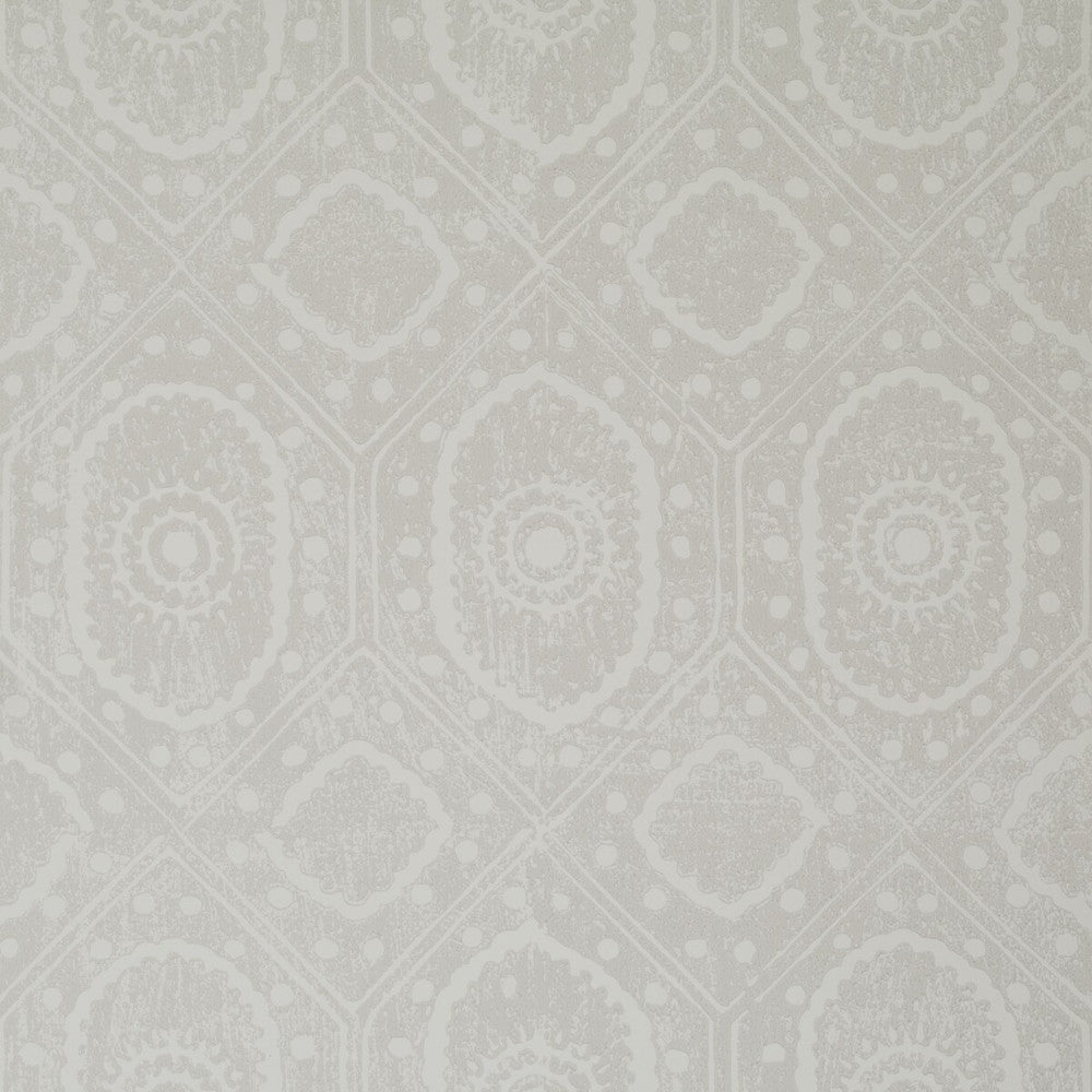 Diamond Wp Mist by Lee Jofa Wallcovering BLITHFIELD PAPER - 100% United Kingdom - Horizontal: 20.5 and Vertical: 21 20.5 - Fabric Carolina -