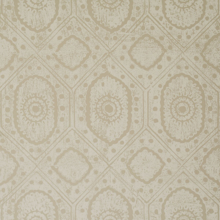 Diamond Wp Cream by Lee Jofa Wallcovering BLITHFIELD PAPER - 100% United Kingdom Horizontal: 20.5 and Vertical: 21 20.5 - Fabric Carolina -