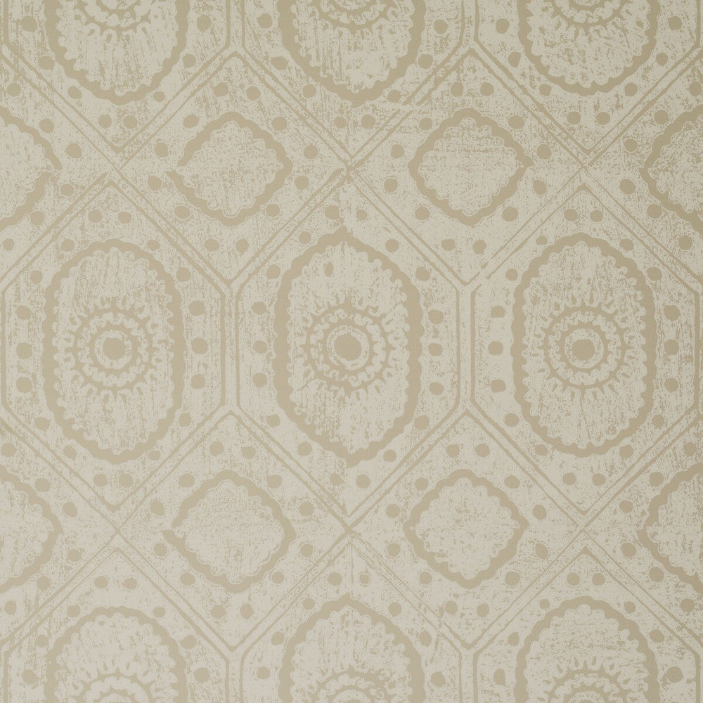 Diamond Wp Cream by Lee Jofa Wallcovering BLITHFIELD PAPER - 100% United Kingdom - Horizontal: 20.5 and Vertical: 21 20.5 - Fabric Carolina -
