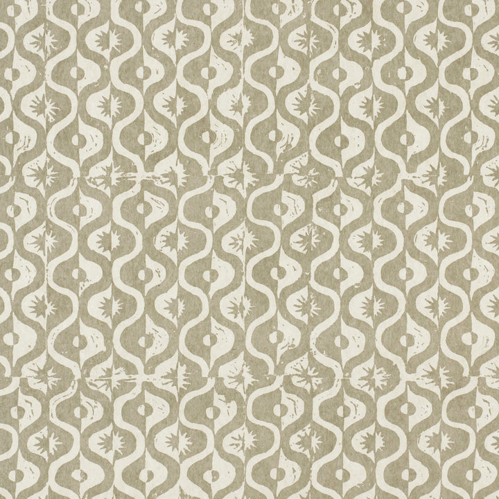 Small Medallion Wp Stone by Lee Jofa Wallcovering BLITHFIELD CELLULOSE - 100% United Kingdom - Horizontal: 17.1 and Vertical: 37.7 51.1 - Fabric Carolina -