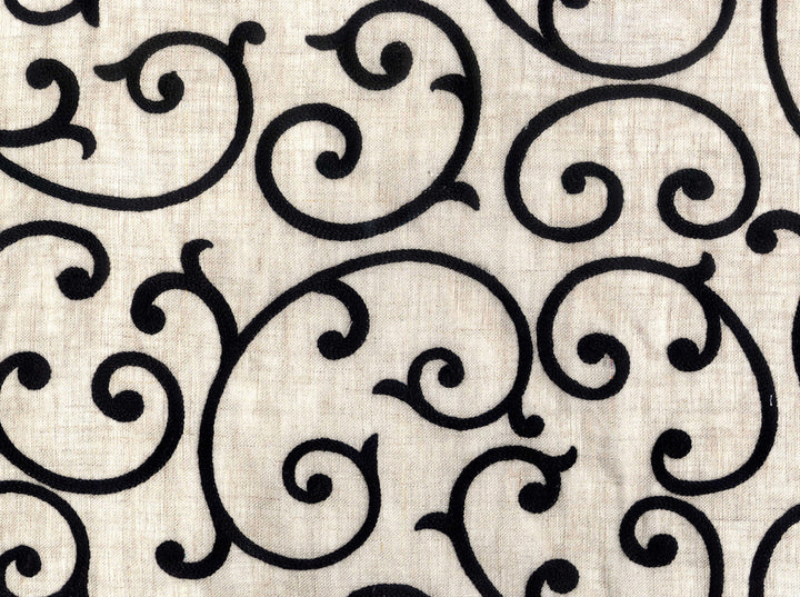 Hl Presidio Cindersmoke 949 by Heirloom Fabric MUST BUY 15 YARDS MINIMUM 100% Linen India - H: 10.5", V: 15.5" 54" - Fabric Carolina - Heirloom