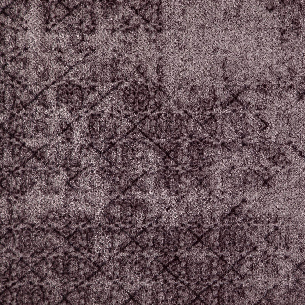Prism (New) # 640 Quartz by Maxwell Fabric CLASSIC VELVETS 45% VISCOSE 35% COTTON
20% POLYESTER INDIA </p><p>Repeat: Horizontal: H-3.5 and Vertical: V-3 56.25" - Fabric Carolina -