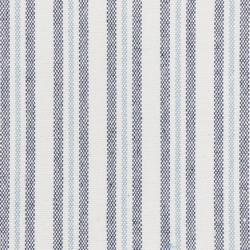 Putter 1 Navy by Aoc Fabric Aoc Fabric Putter 1 NavyFabric THE ART OF COLOR HERITAGE II 60%COT 40%POL USA </p><p>Repeat: H: 0.000, V: 0.000 55 in - Fabric Carolina -